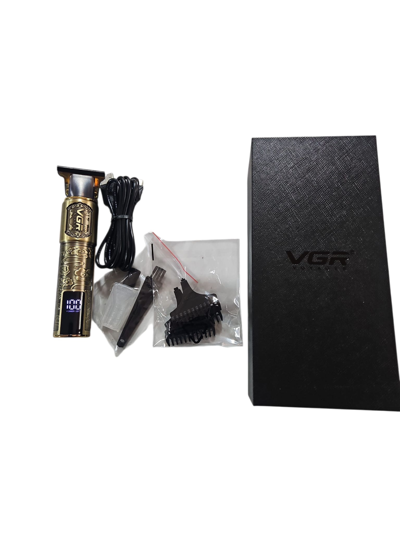 Profesionālais matu trimmeris VGR Voyager V-073 ar akumulatoru: