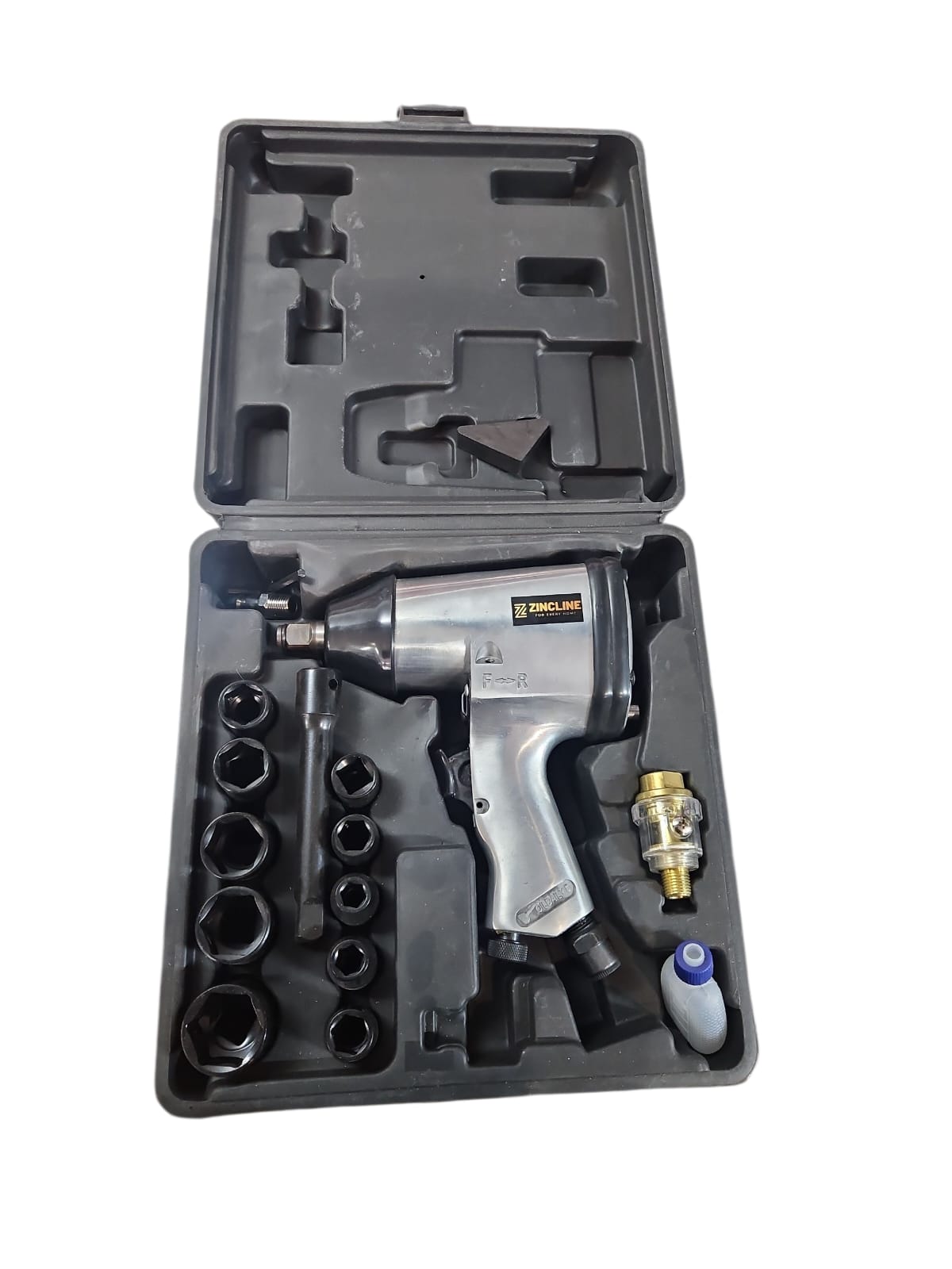 ZincLine pneimatiskais trieciatslēgas komplekts (modelis ZN-7026).