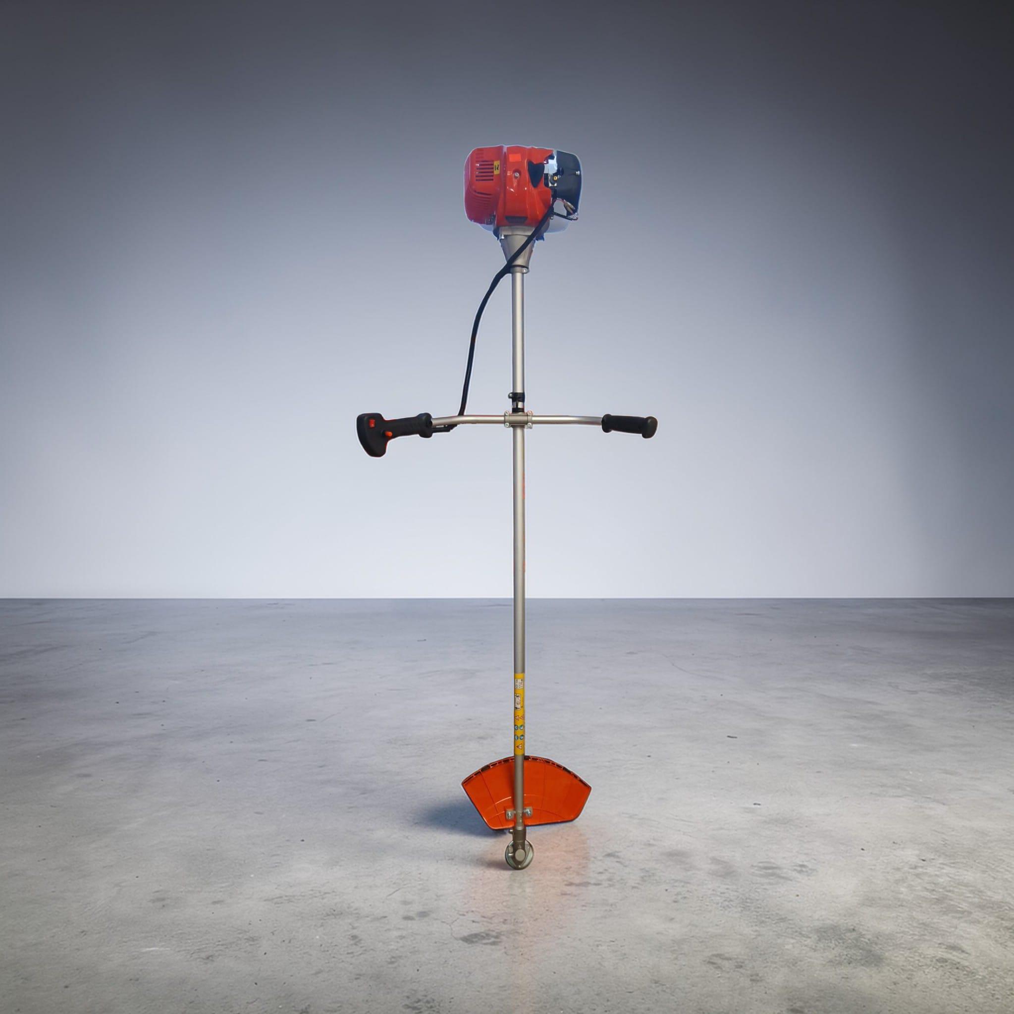 Boxer benzīna trimmeris (zāles pļāvējs), 52cc