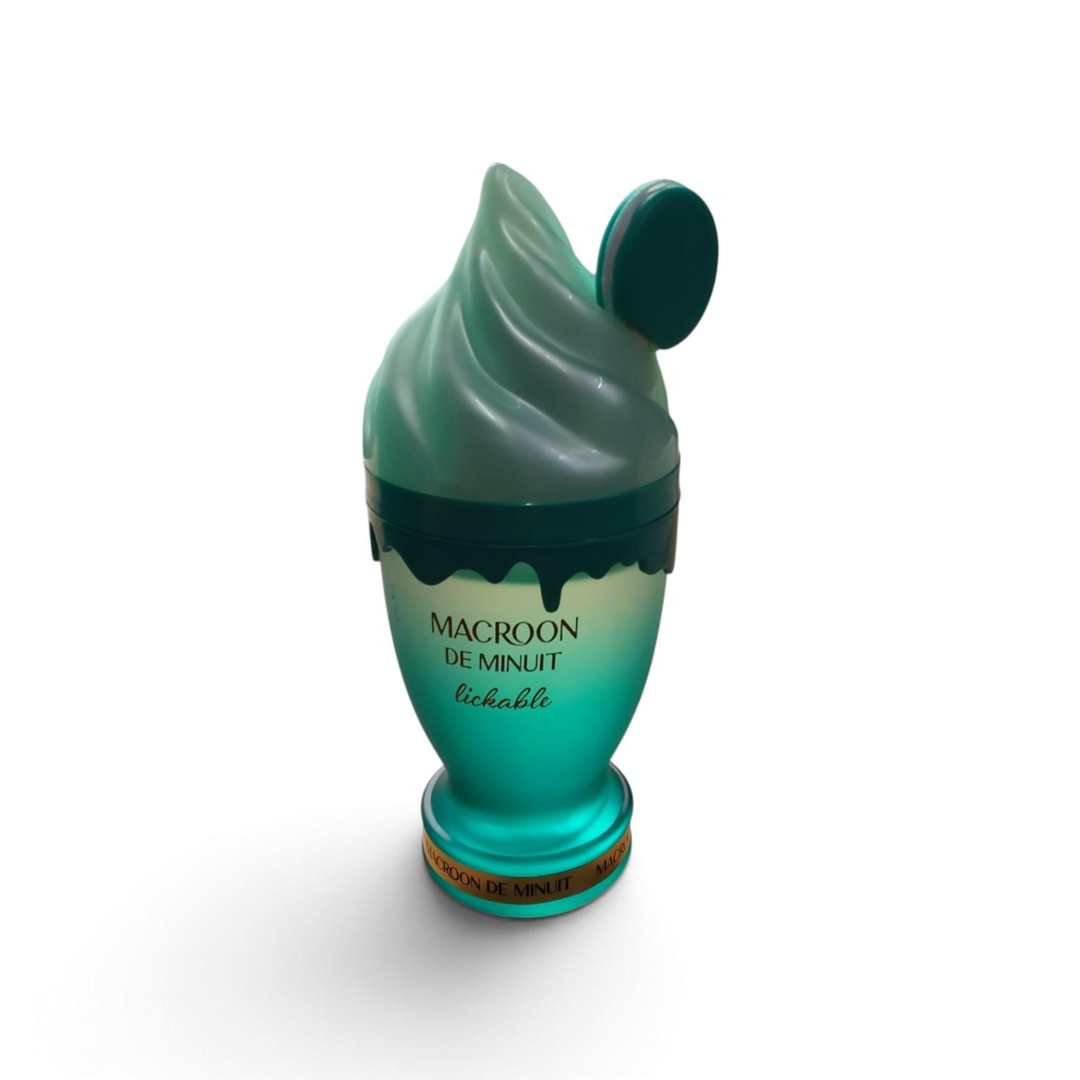 Macroon de Minuit Lickable